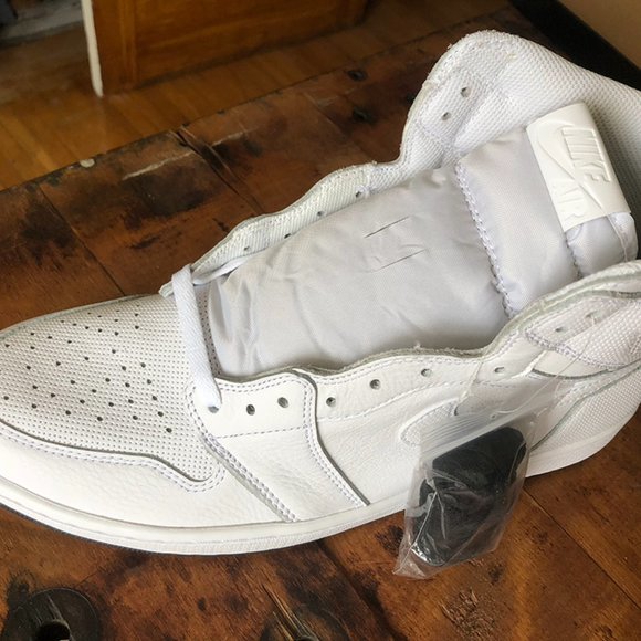 Nike Air Jordan 1 White Retro High ’85 OG Men’s size 13 - Picture 3 of 6